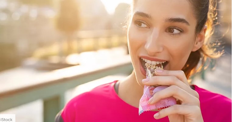 Ποιες διατροφικές συνήθειες πρέπει να αποφεύγεις πριν την προπόνηση;