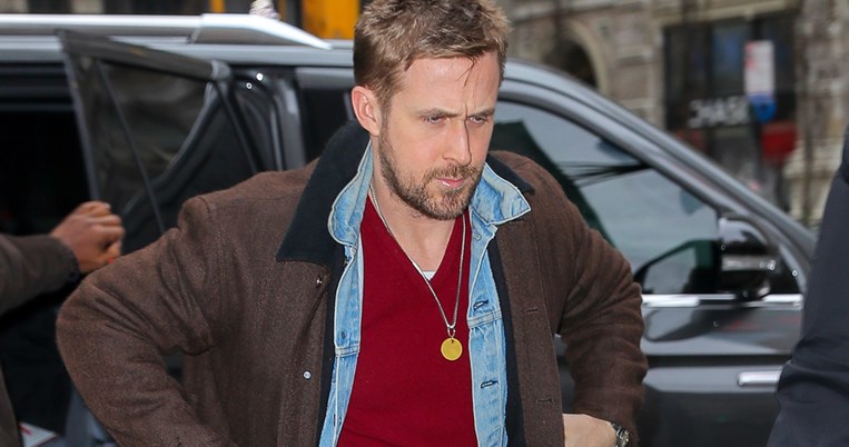 O Ράιν Γκόσλινγκ θα γίνει ο Ken της μεγάλης οθόνης, δίπλα στη Barbie Mάργκο Ρόμπι