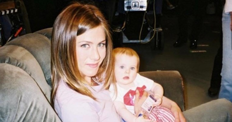 Friends | Πώς είναι σήμερα η τηλεοπτική κόρη του Ross και της Rachel, Emma;