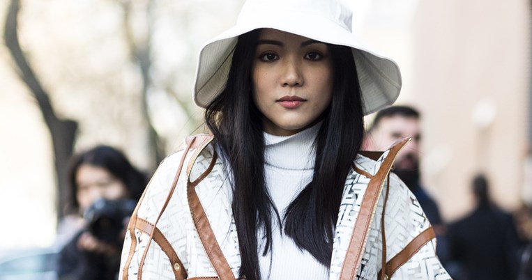 Τα 6 πανωφόρια που επιλέγουν να φορέσουν οι Γαλλίδες αυτή την εποχή