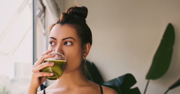 Λίγο πριν τις γιορτές: Αποτοξίνωση σε 21 ημέρες (και ο detox χυμός)