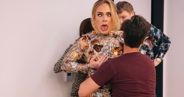 «Όσο περισσότερο κλαίει η Αντέλ, τόσο λιγότερο την αντέχω»