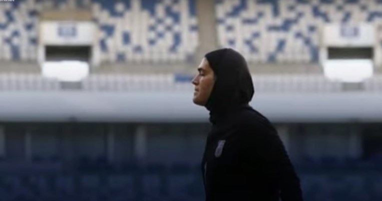 Η Ιρανή τερματοφύλακας που κατηγορείται ότι είναι άντρας