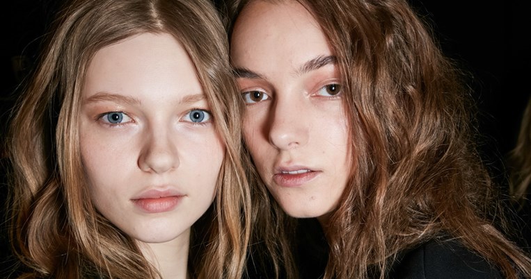 Πιο νεανική εμφάνιση στο πέρασμα του χρόνου με αυτές τις 7 συνήθειες