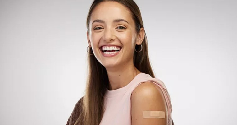 Έχεις εμβολιαστεί; Είναι politically correct να ρωτάς κάποιον αν έκανε το εμβόλιο;