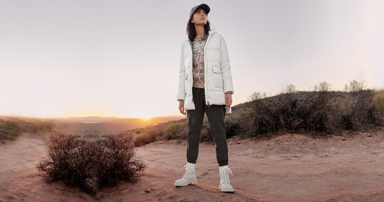 Το πιο ζεστό και cozy πανωφόρι | Αυτό το Camel Active μπουφάν θα σε συντροφεύσει όλο τον χειμώνα