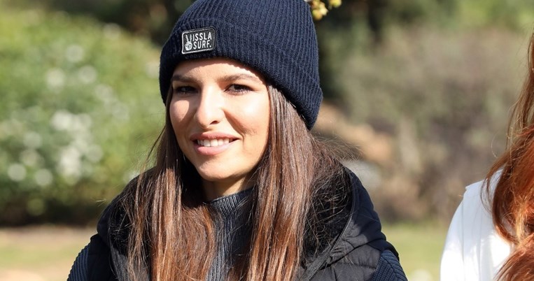 «Έχουμε ματώσει για να μαζέψουμε τα ασυμμάζευτα… σας παρακαλώ πια»
