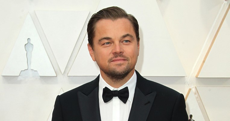 Ο πατέρας του Λεονάρντο Ντι Κάπριο κάνει την παρθενική του εμφάνιση στον κινηματογράφο