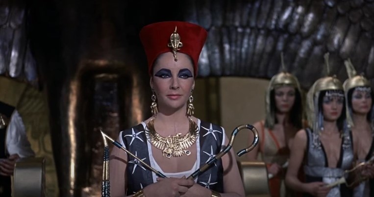 Η εμβληματική συλλογή κοσμημάτων της Ελίζαμπεθ Τέιλορ έλαμπε όσο η καριέρα της