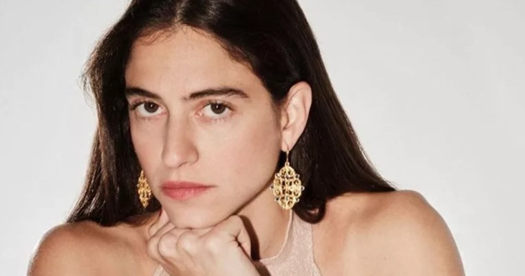 Νεφέλη Κουρή | Η αβάσταχτη ανεπιτήδευτη ομορφιά της ηθοποιού