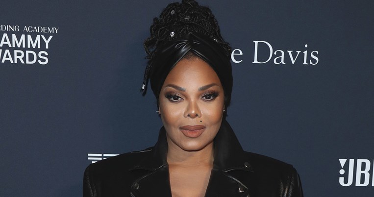 «Ήμουν ένοχη και μόνο που ήμουν αδερφή του»