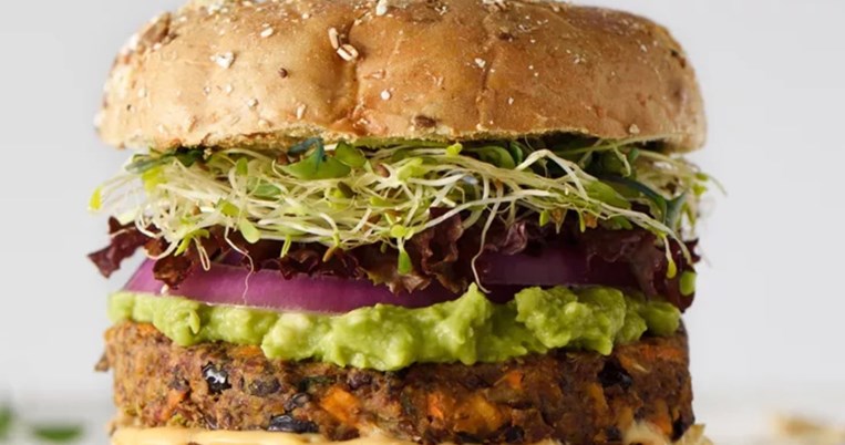 Tι είναι το #Veganuary και 20 συνταγές για να δοκιμάσεις φέτος το απόλυτο challenge του μήνα