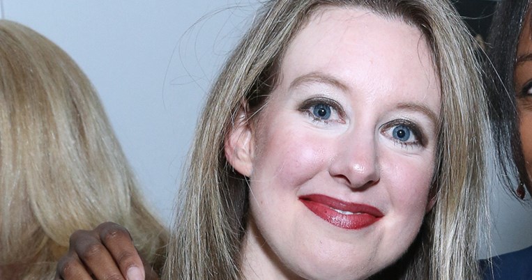 Ένοχη για απάτη κρίθηκε η Elizabeth Holmes, ιδρύτρια της start-up Theranos