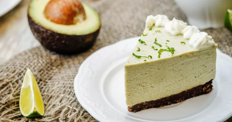 Cheesecake με αβοκάντο και γιαούρτι