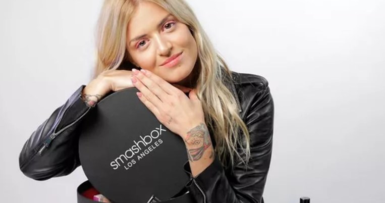 Τα πολλά πρόσωπα της Παυλίνας Μπεχράκη