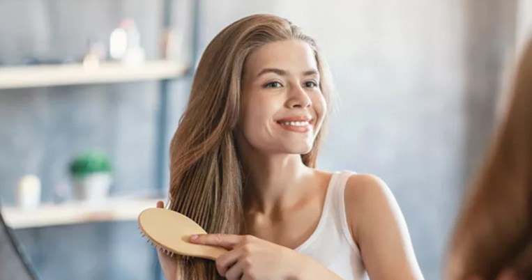 Long Hair Don't Care: 6 ασυνήθιστοι τρόποι για να κάνεις τα μαλλιά σου να μακρύνουν πιο γρήγορα