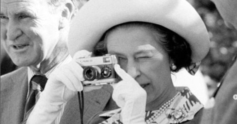 Ο εφημεριδοπώλης Έντουαρντ Λ. Τζάκσον φωτογράφιζε ερασιτεχνικά τη βασιλική οικογένεια