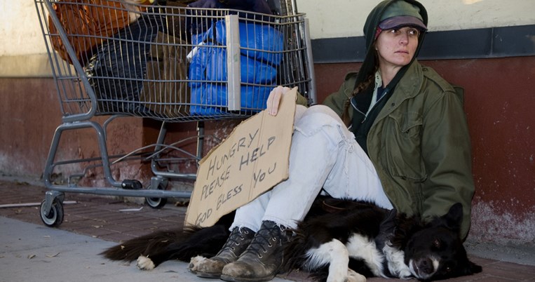 Dogs On The Streets λέγεται το νέο ντοκιμαντέρ με θέμα τις σχέσεις ζωής άστεγων ανθρώπων και ζώων