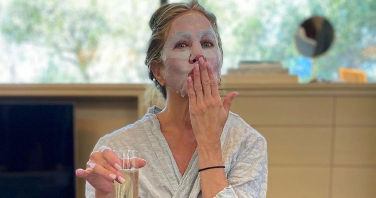 Οι μόνες κρέμες σώματος που πρέπει να χρησιμοποιείτε μετά τα 50