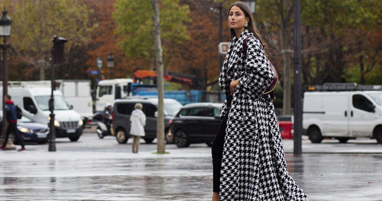 10 casual chic σύνολα βασισμένα στα βασικά κομμάτια της ανοιξιάτικης γκαρνταρόμπας