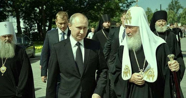 Η χυδαία σταυροφορία του Vladimir Putin
