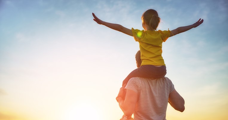 «Μου λείπει πάρα, πάρα, μα πάρα πολύ. Θα ήθελα να τον έκανα μία αγκαλιά και να του έδινα ένα φιλί»