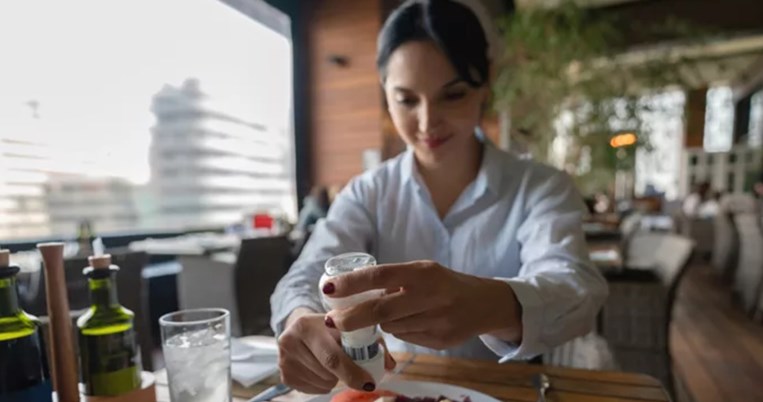 Τι να προσέξεις στη νηστεία για να μην έχεις έλλειψη σιδήρου, ασβεστίου, B12 (και πρωτεΐνης)