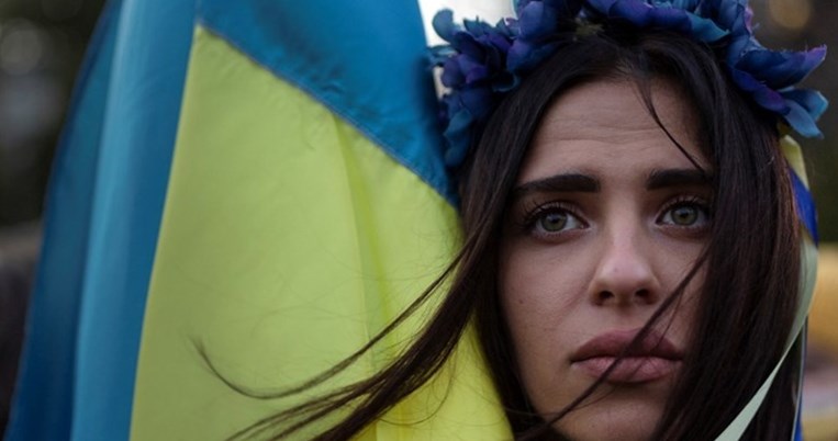 Δημοσκόπηση Politico: Απαράδεκτη η εισβολή στην Ουκρανία για το 60% των Ελλήνων - για το 40% όμως;