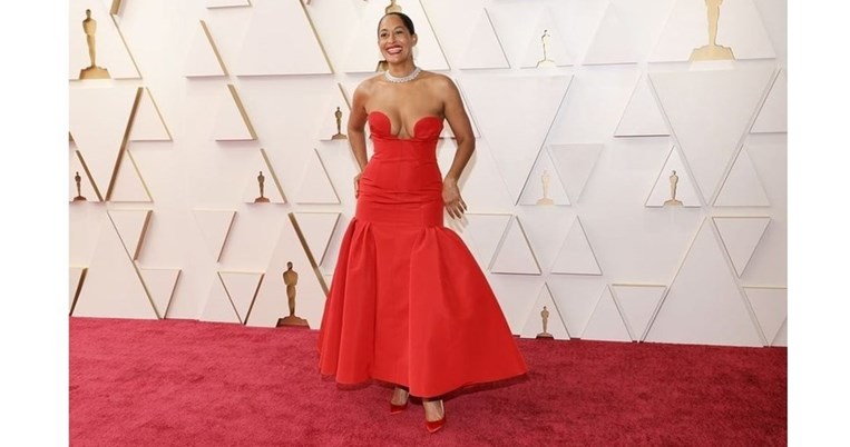 Oscars 2022: Η επιστροφή των λαμπερών εμφανίσεων!