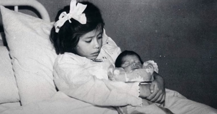 Λίνα Μεδίνα: Η νεότερη μητέρα στην ιστορία της ιατρικής ήταν μόλις 5 ετών
