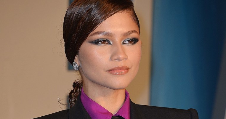 Spring has sprung | 4 τάσεις μακιγιάζ που θα φέρουν την άνοιξη στην καθημερινότητά σου