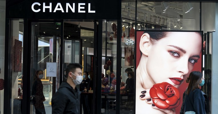 O οίκος Chanel δεν πουλάει προϊόντα σε όσους είναι να επιστρέψουν στη Ρωσία