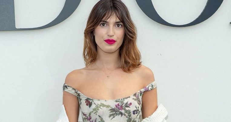 5 ζευγάρια παπούτσια που φορούν όλες οι Γαλλίδες την άνοιξη και ταιριάζουν με τα πάντα