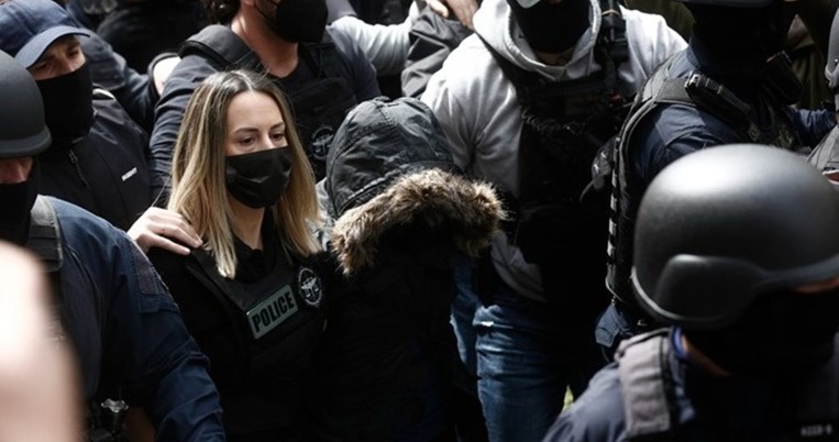 Εντολή ανοίγματος του μνήματος της Τζωρτζίνας για την ανεύρεση του τάμπλετ