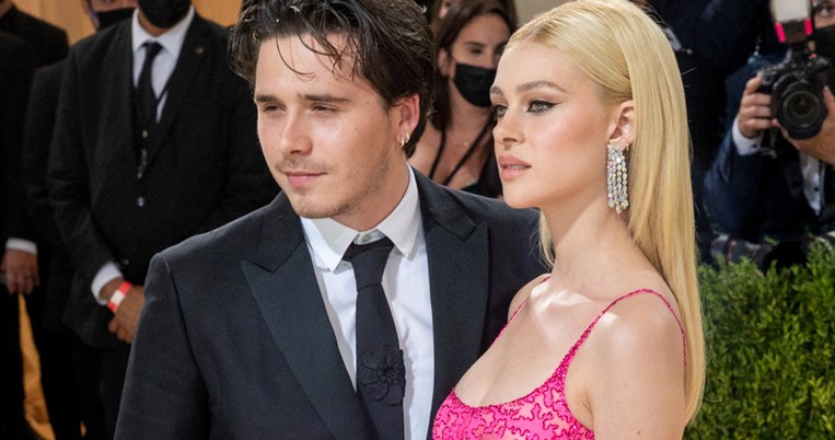 Μπέκαμ-Πελτζ: Τα δώρα του γάμου τους γίνονται  δωρεές στην Ουκρανία