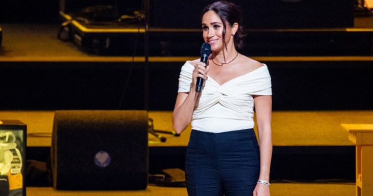 Η αγάπη της Meghan Markle για τα διαμάντια | Τα κοσμήματα αξίας πολλών χιλιάδων ευρώ που φόρεσε την