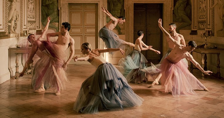 Παγκόσμια Ημέρα Χορού: O Dior αποθεώνει την τέχνη του χορού