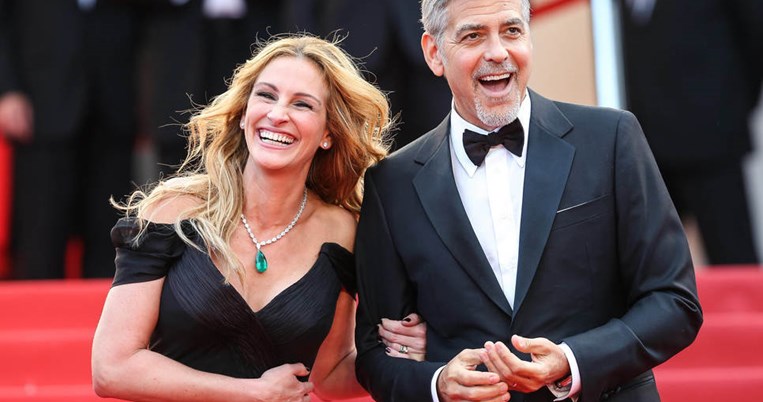 «Ticket to Paradise»: η νέα ρομαντική κομεντί με πρωταγωνιστές τον Κλούνεϊ και τη Ρόμπερτς