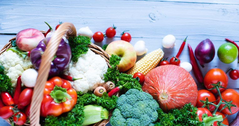 Αλλάζουμε τον κόσμο "από τη ρίζα!" 