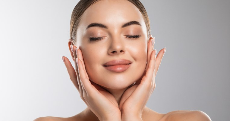 Glass skin: Αψεγάδιαστη επιδερμίδα σε 5 βήματα