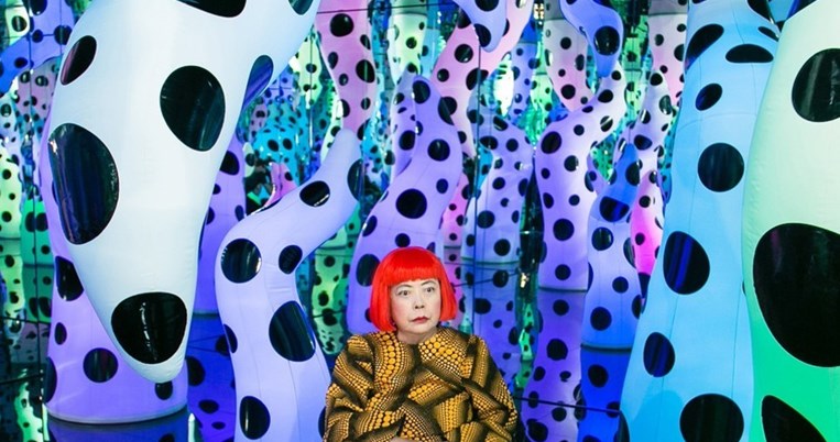 O oίκος Louis Vuitton και η συνεργασία του με την υπέροχα εκκεντρική καλλιτέχνιδα Yayoi Kusama