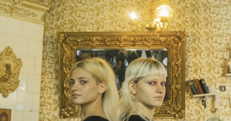 διδυμες_ιστορια