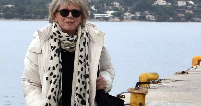 ελενα_ακρίτα