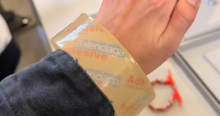 tape-bracelet