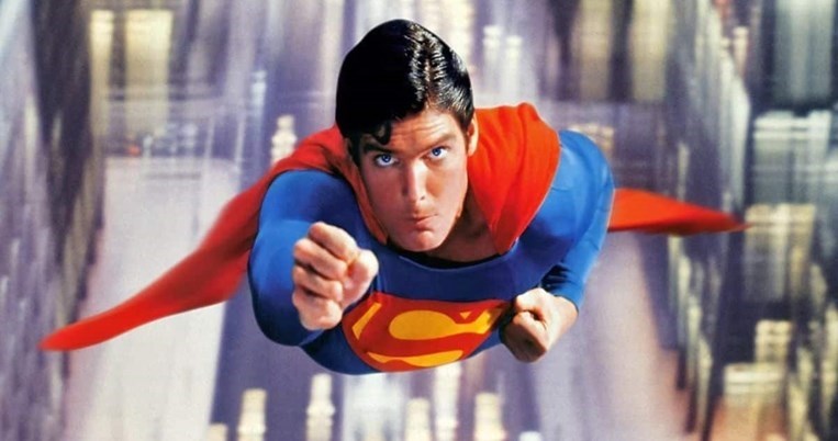 'Super/Man: