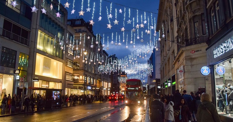 Λονδίνο: Εδώ τα Χριστούγεννα είναι πάντοτε υπερπαραγωγή