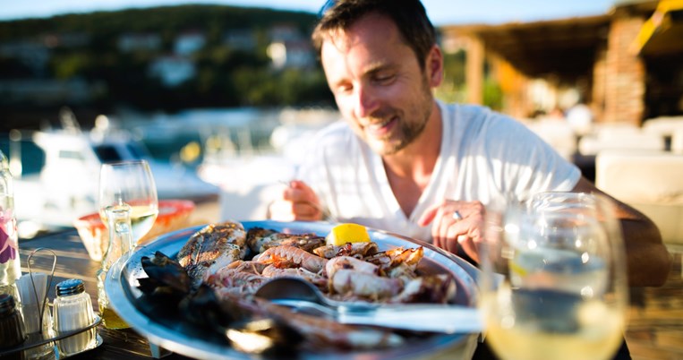 εκατομμυριούχος_βιντεο