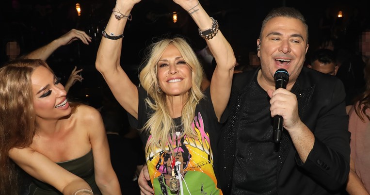 ELENI_FOYREIRA_ANA_VISI_ANTONIS_REMOS