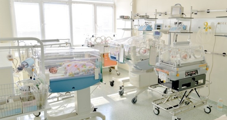 μαιευτήριο