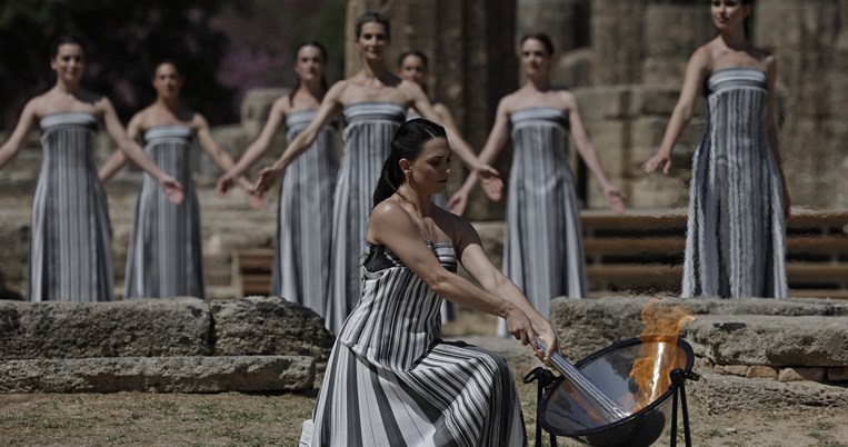 _OLYMPICS-2024-FLAME